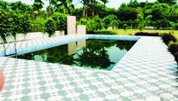 Farmhouse in Noida